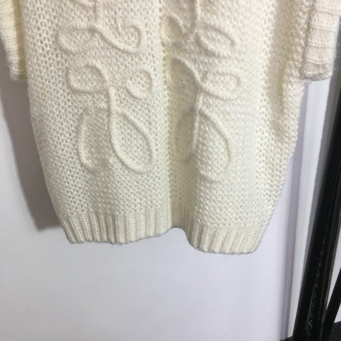 Кофта без рукавов женская фото 2