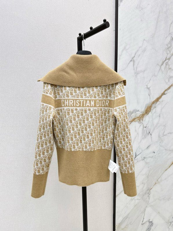 Кофта двусторонняя женская на молнии фото 2