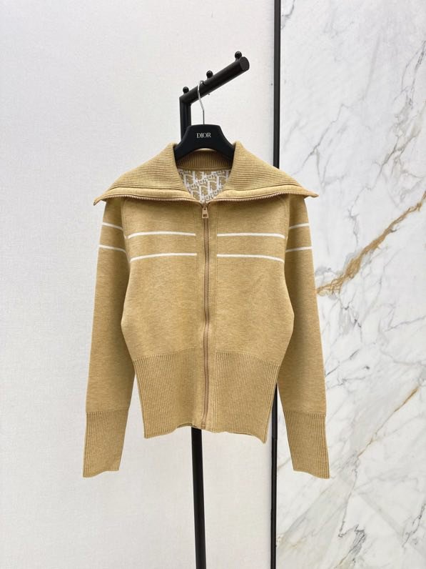 Кофта двусторонняя женская на молнии фото 3