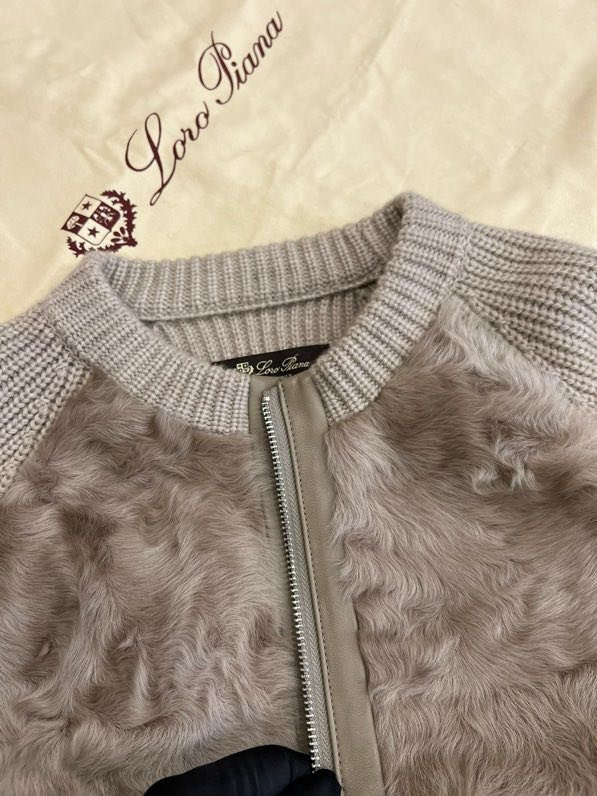 Кофта кашемировая со съемным мехом фото 6