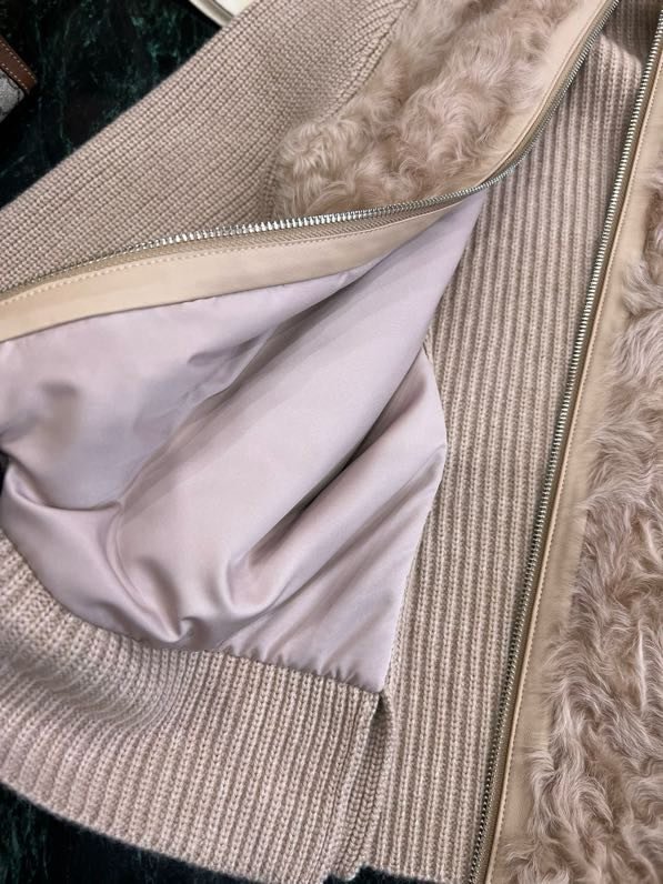 Blouse cashmere with removable fur фото 9