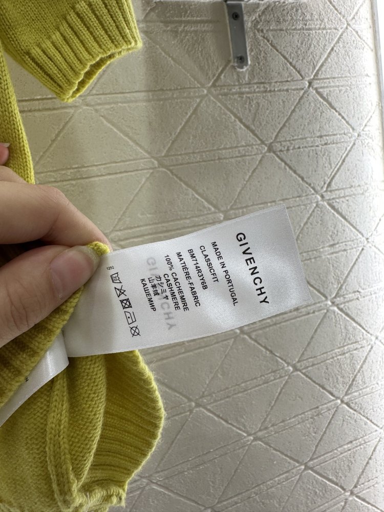 Кофта кашеміру жіноча фото 9