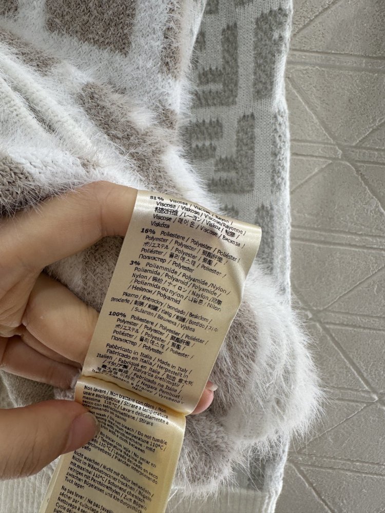 Кофта на блискавки з мохера фото 9