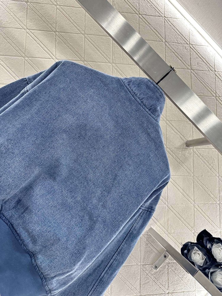 Кофта на блискавки жіноча фото 4