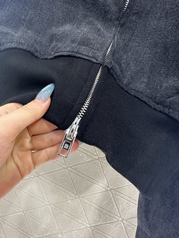 Кофта на блискавки жіноча фото 6