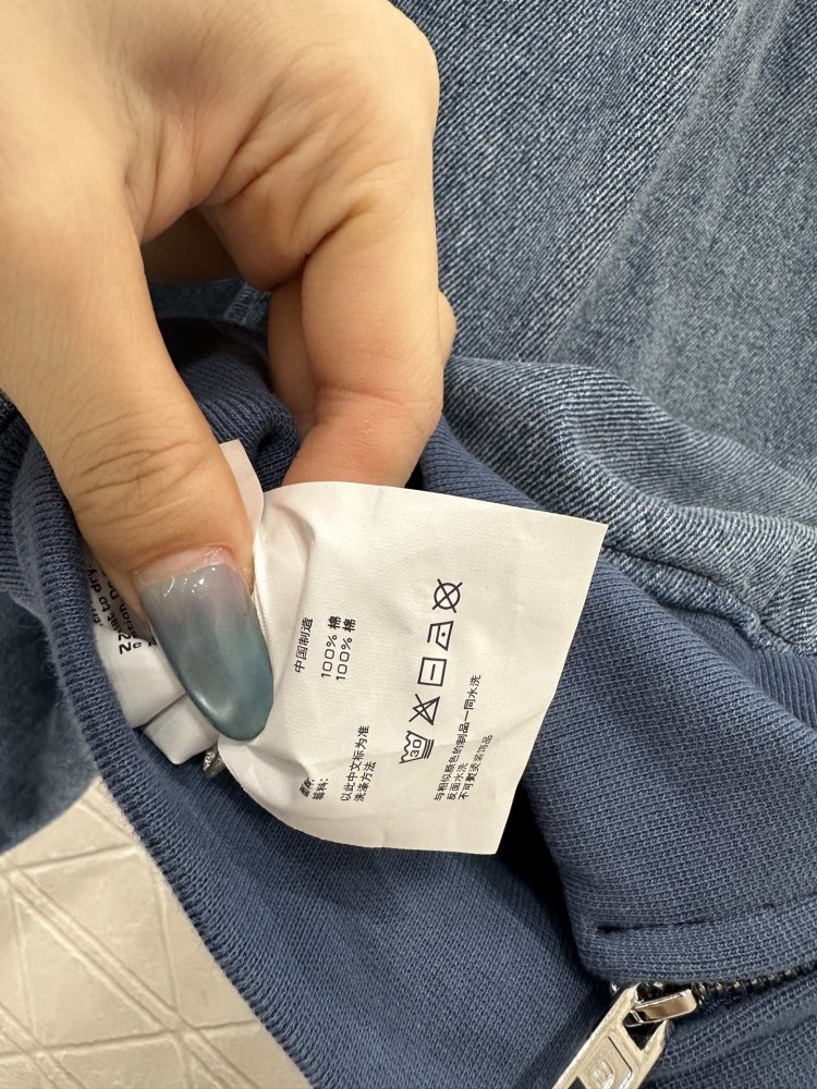 Кофта на блискавки жіноча фото 9