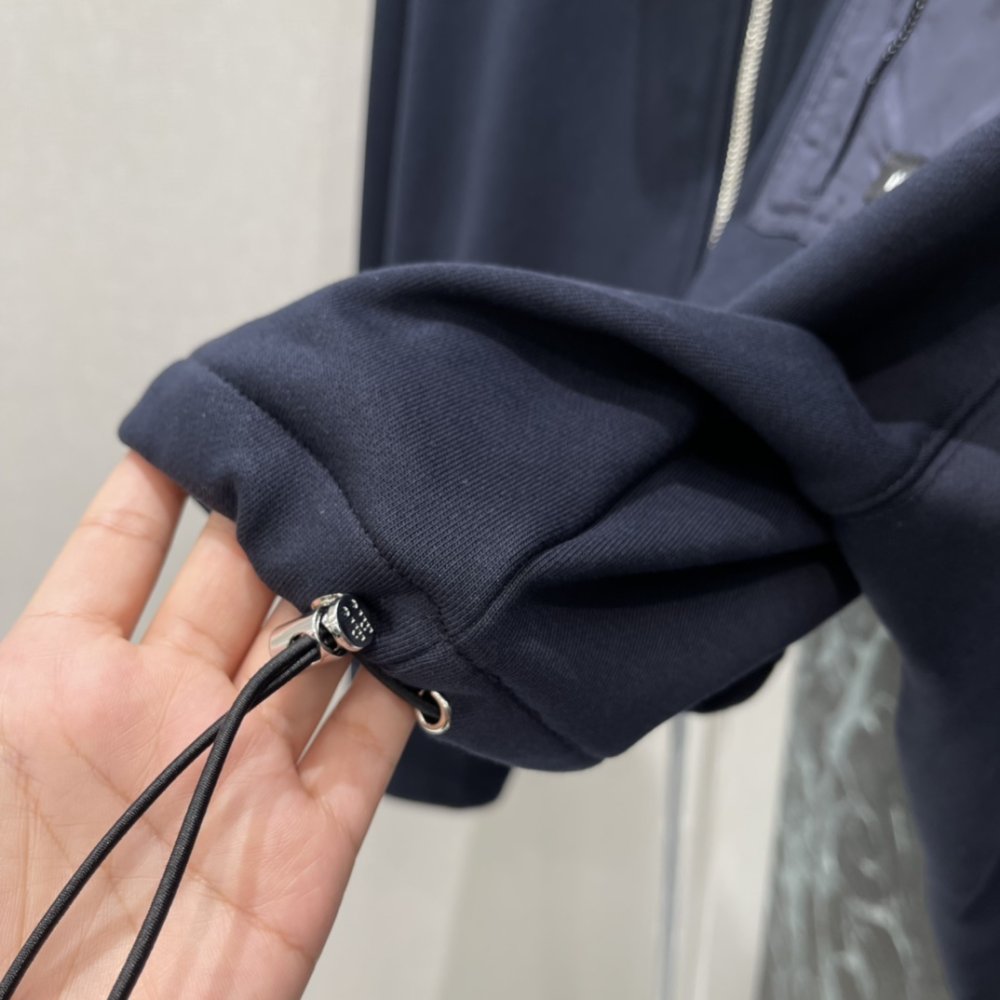 Blouse on lightning фото 6