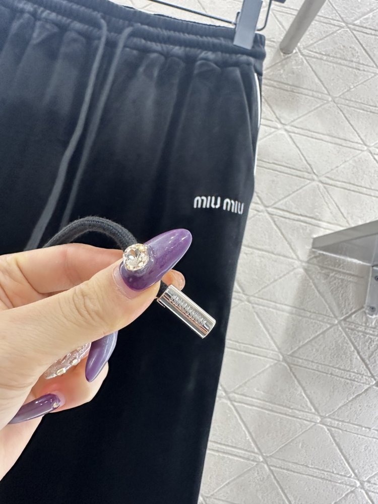 Blouse on lightning фото 9