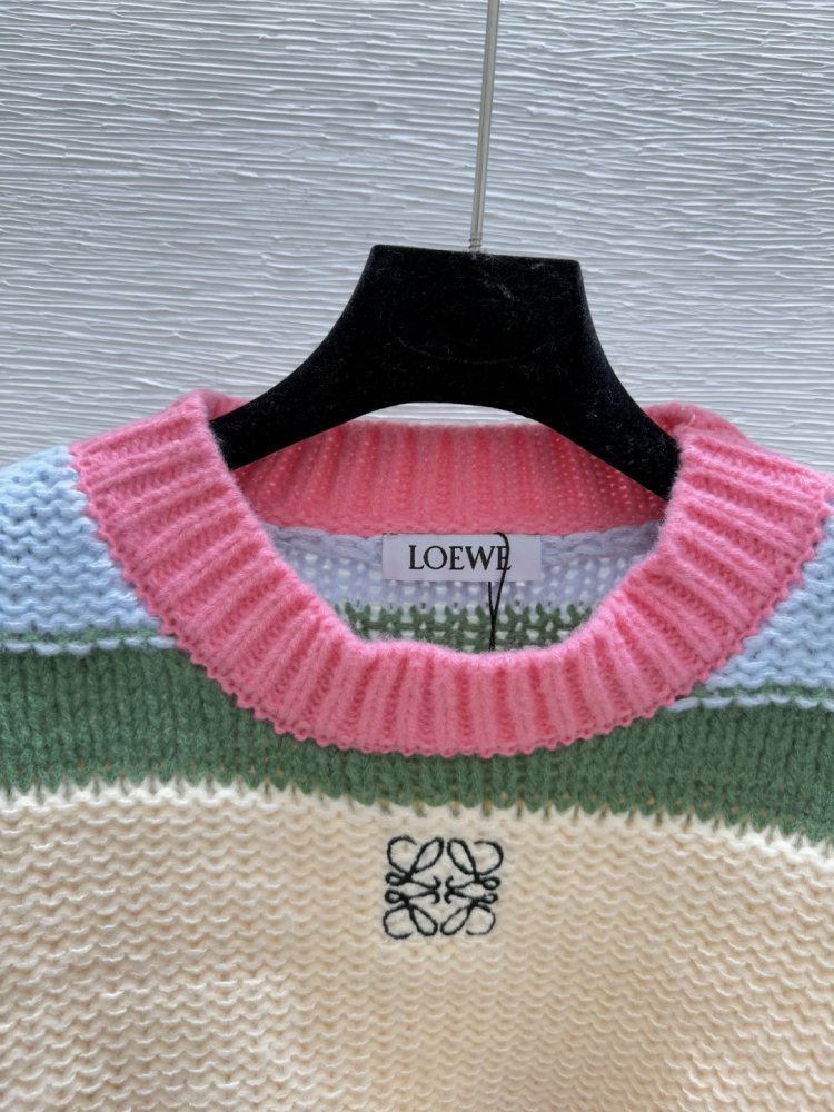 Кофта с круглым вырезом и длинными рукавами фото 3