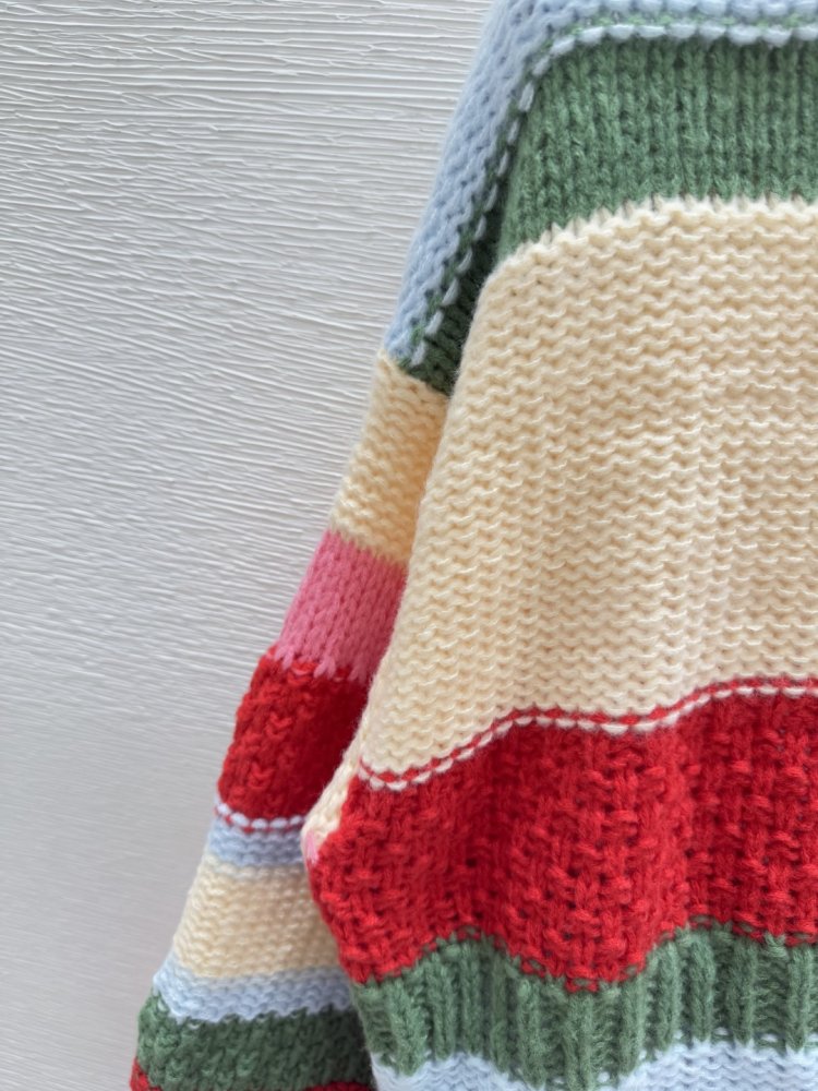 Кофта с круглым вырезом и длинными рукавами фото 6