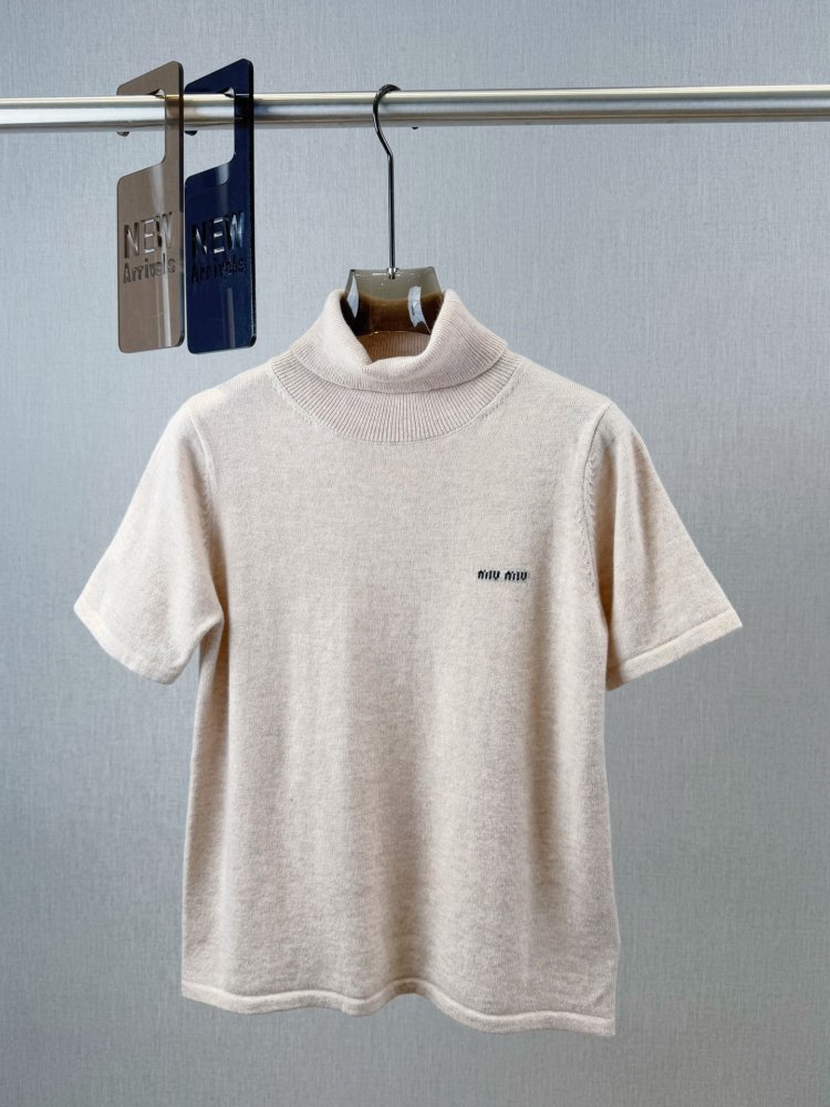 Кофта шерстяная женская фото 3