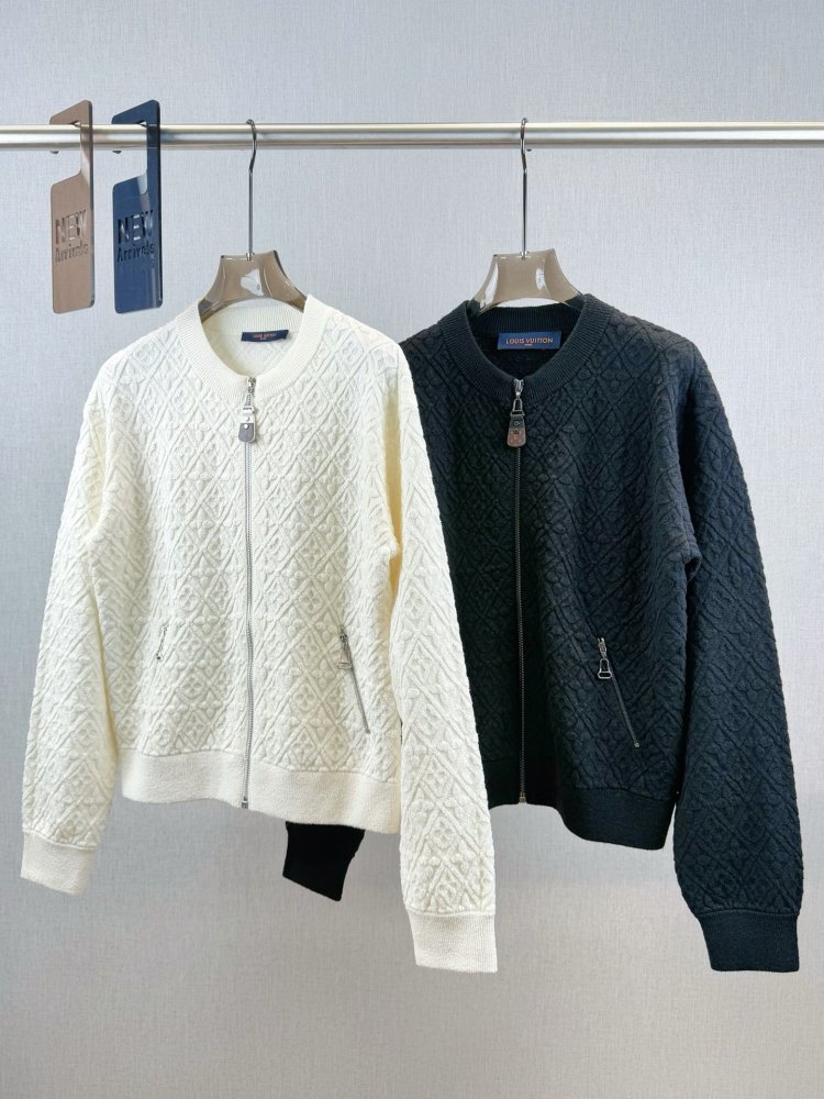 Кофта женская на молнии