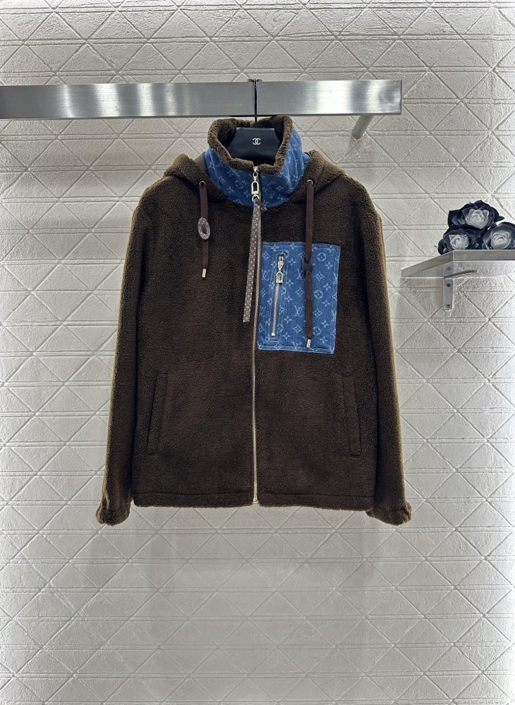 Кофта женская на молнии