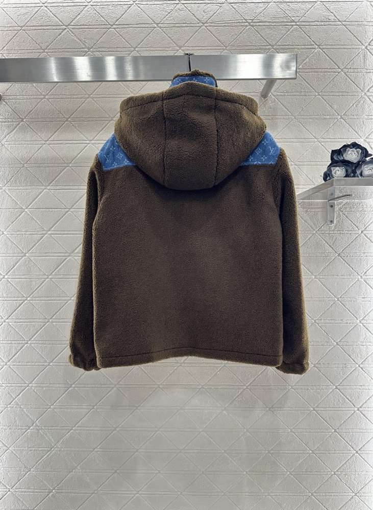 Кофта женская на молнии фото 2