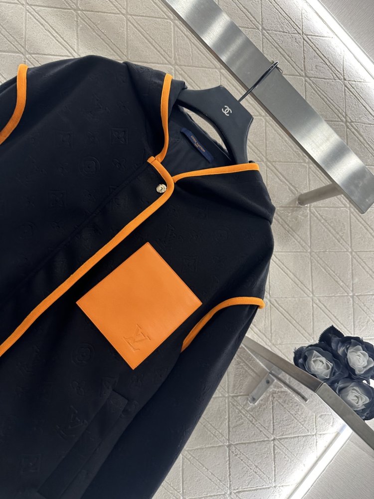 Кофта женская на молнии фото 3