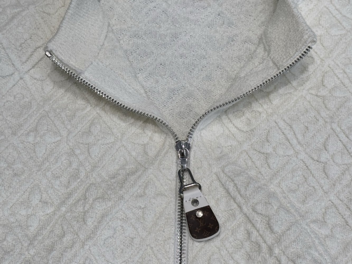 Кофта женская на молнии фото 6