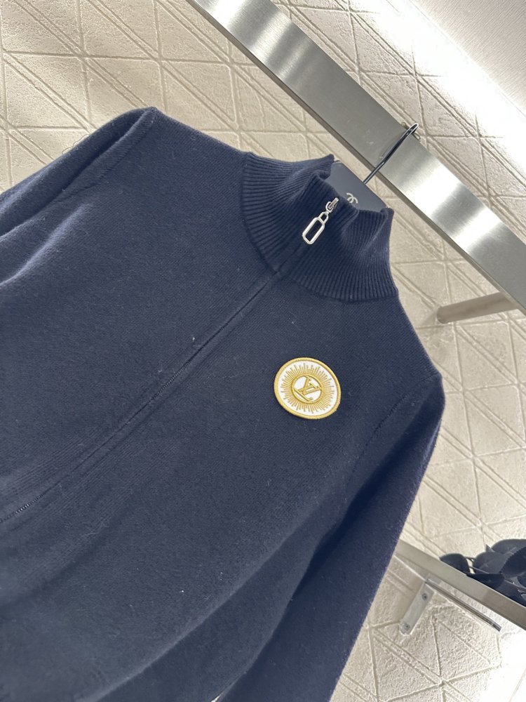 Кофта женская на молнии фото 7