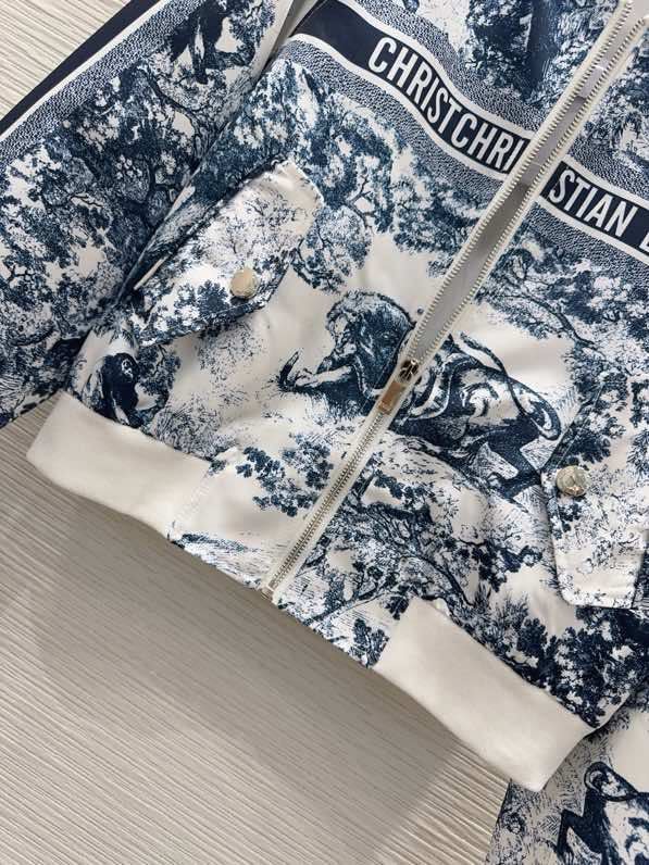 Кофта женская на молнии фото 8