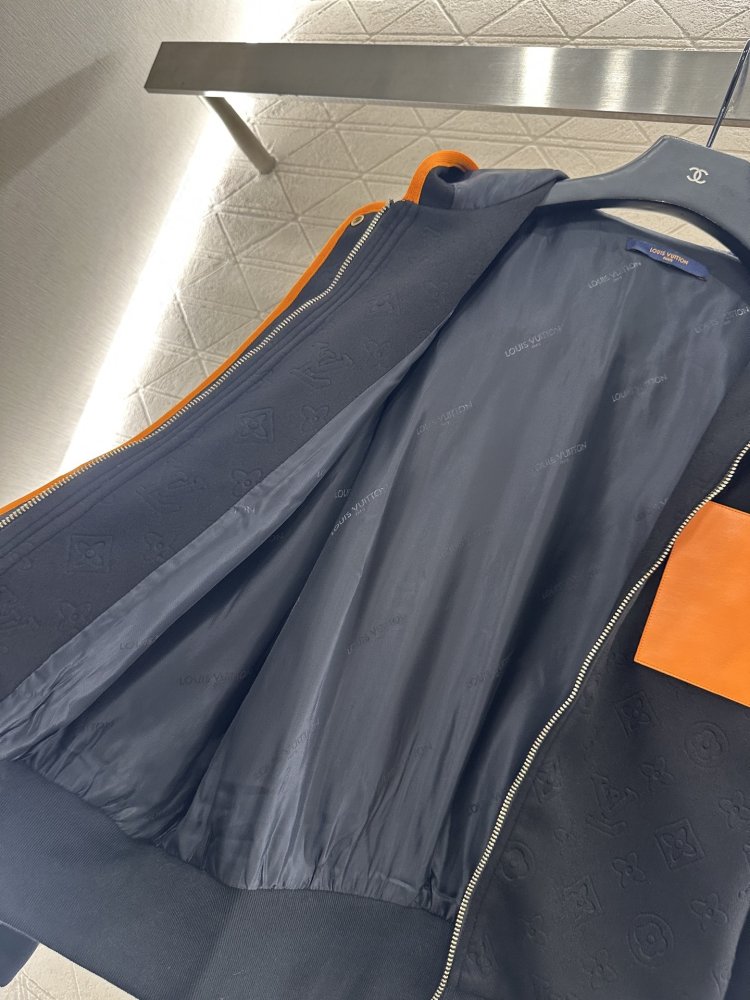 Кофта женская на молнии фото 8