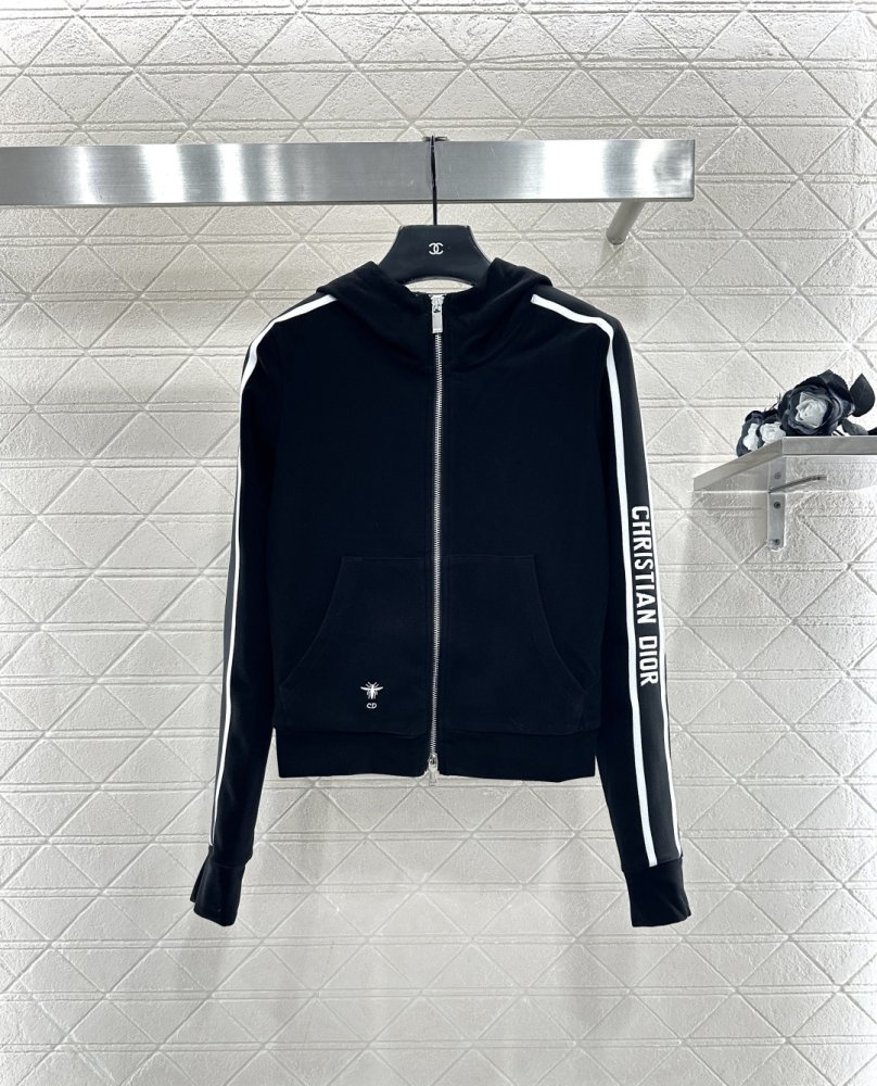 Кофта женская с капюшоном