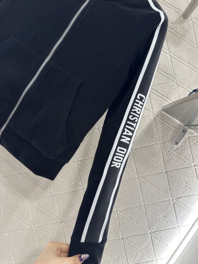 Кофта женская с капюшоном фото 4