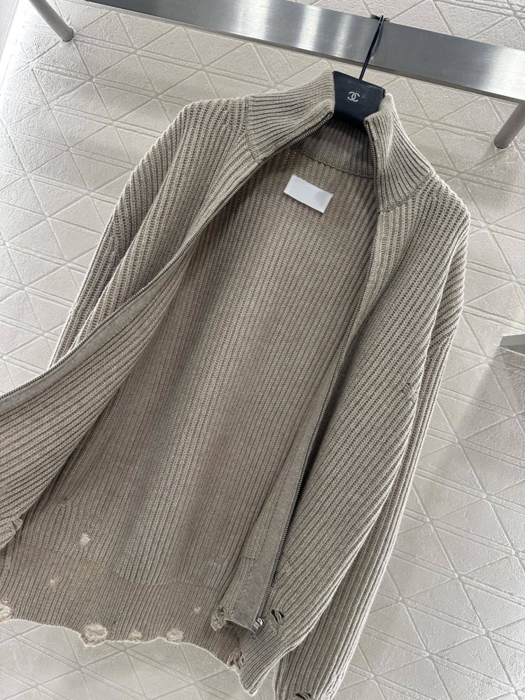 Кофта женская с рваными рукавами фото 7