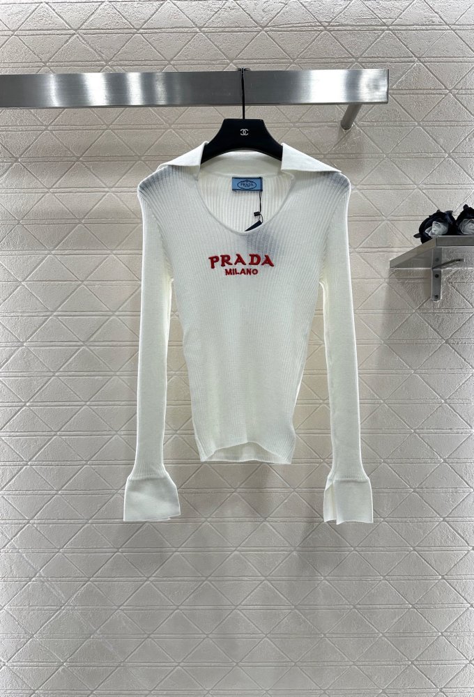 Кофта женская