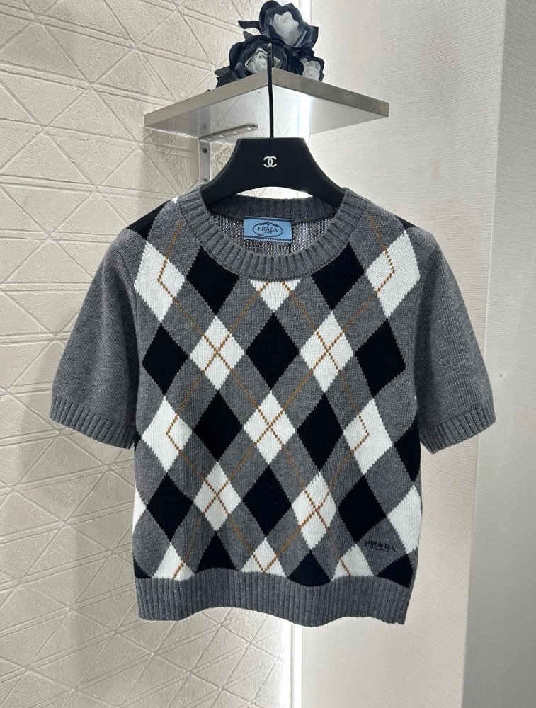 Кофта женская