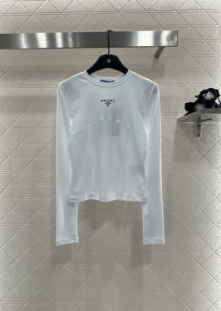 Кофта женская