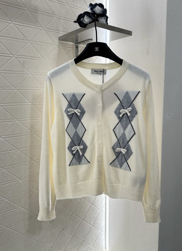 Кофта женская