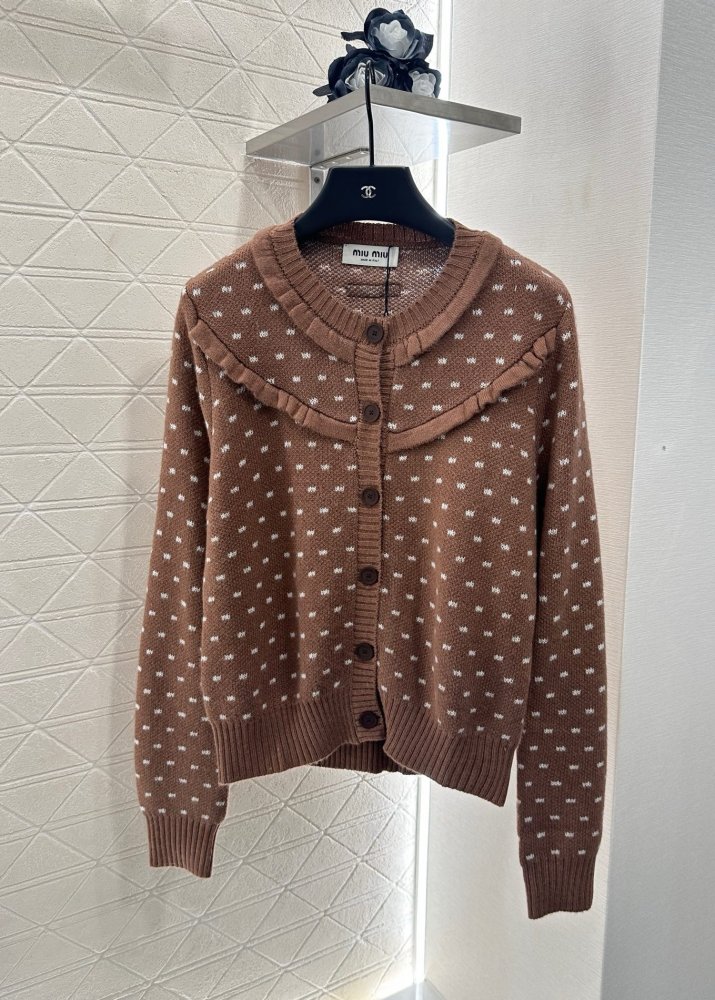 Кофта жіноча