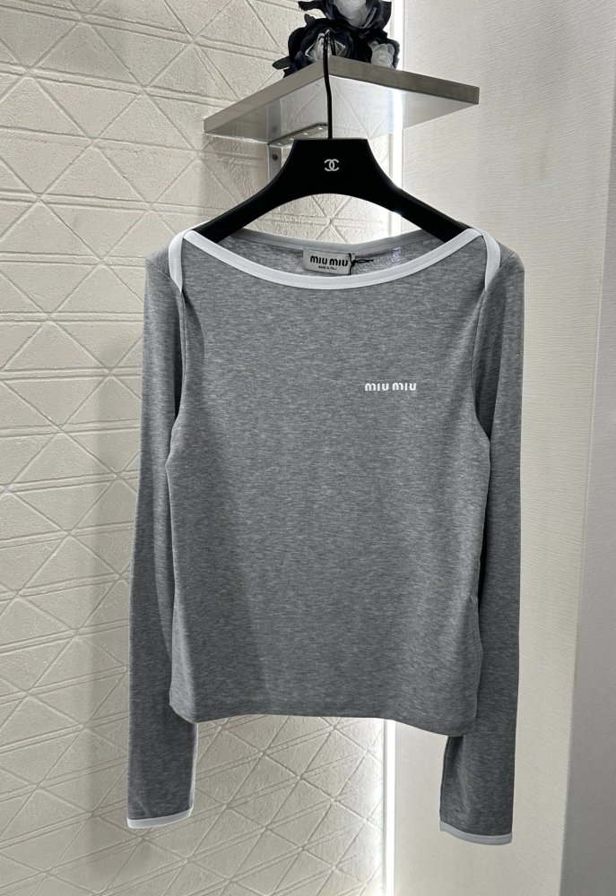 Кофта женская