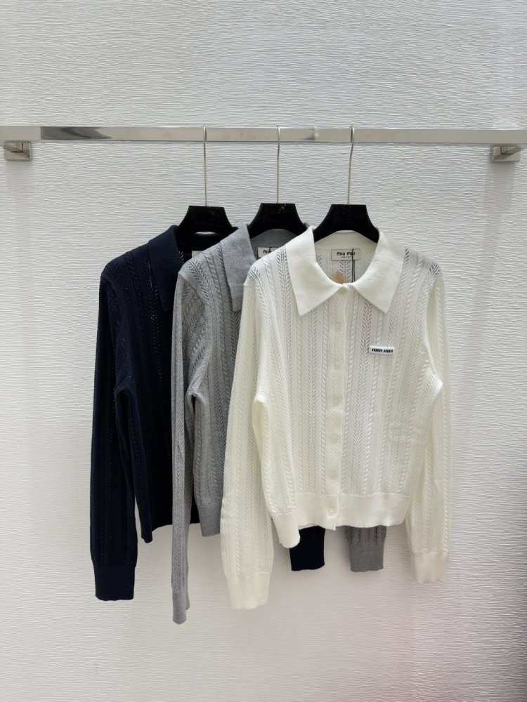 Кофта жіноча