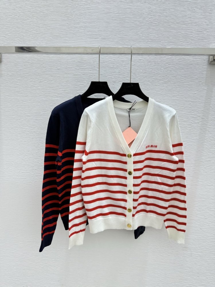 Кофта женская