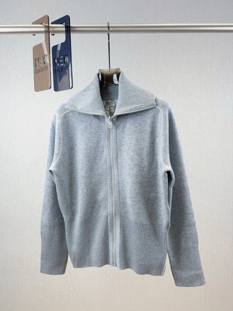 Кофта женская