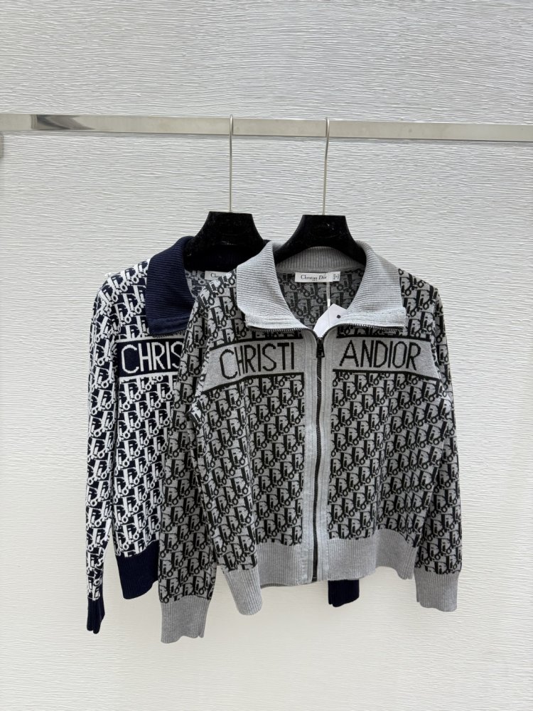 Кофта жіноча