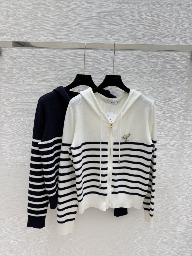 Кофта женская