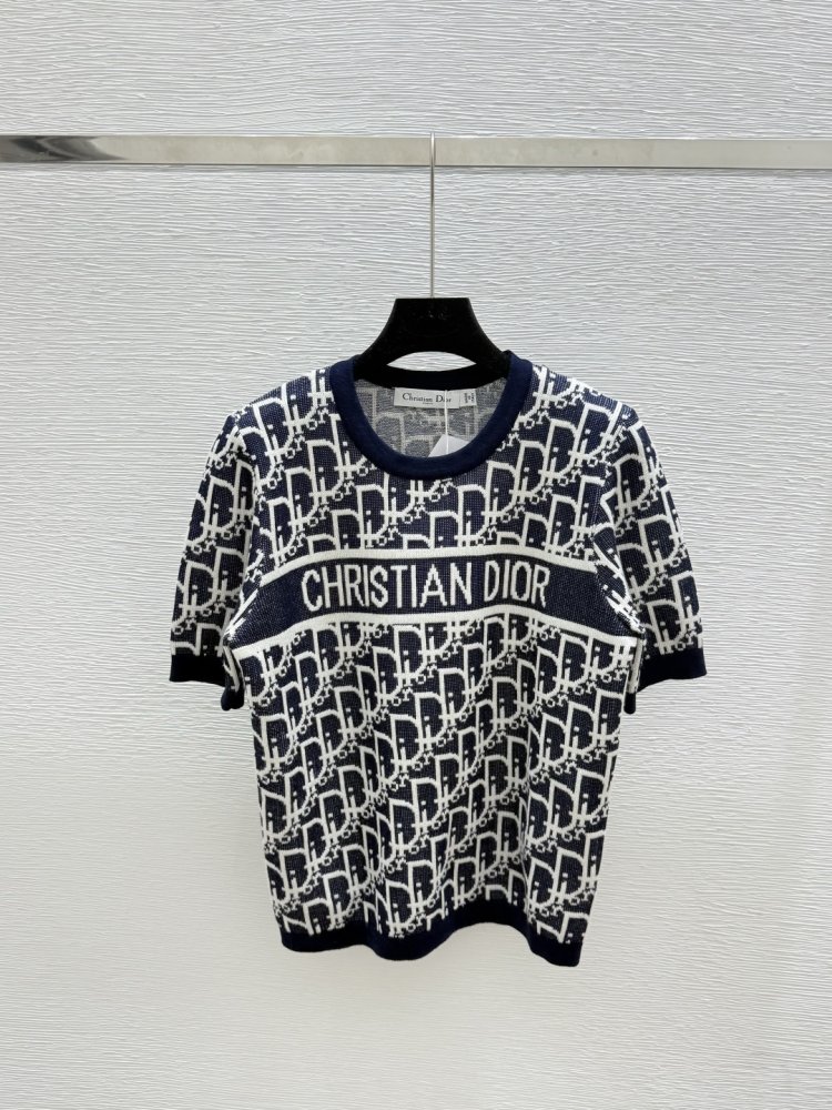 Кофта женская