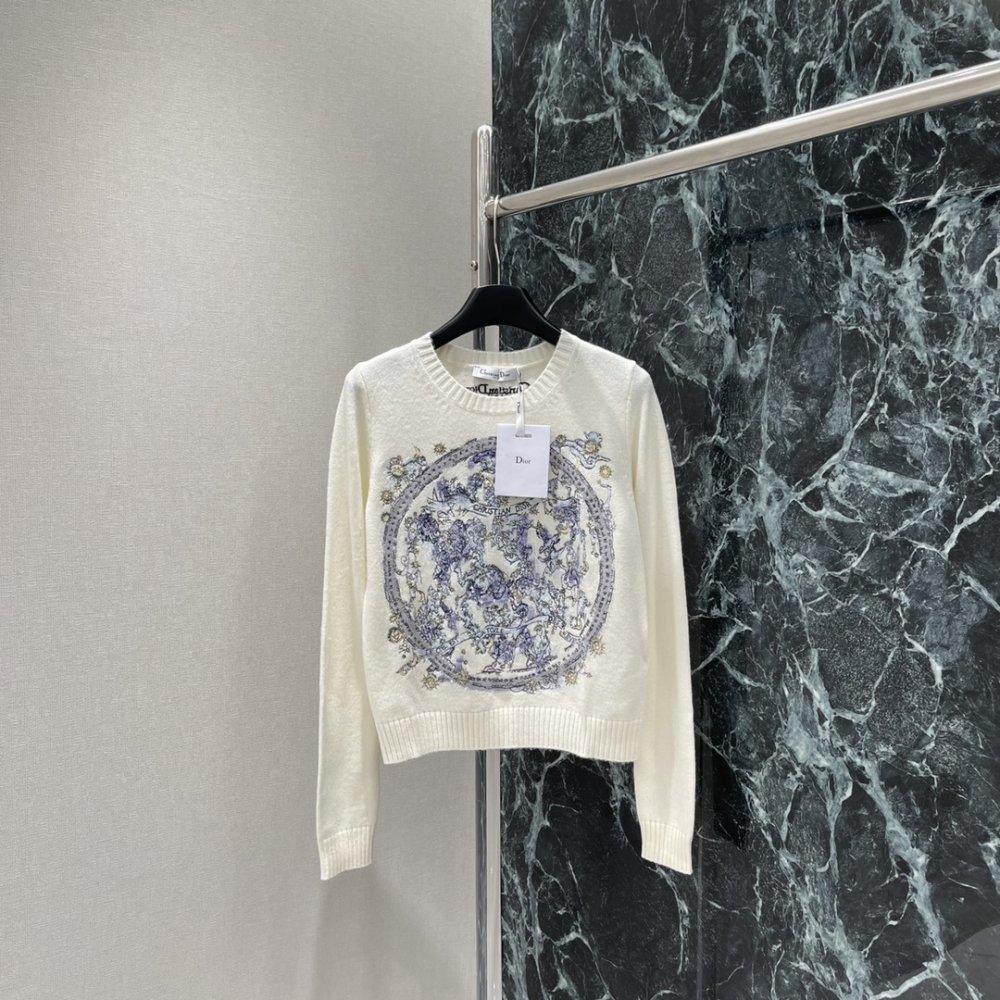 Кофта жіноча