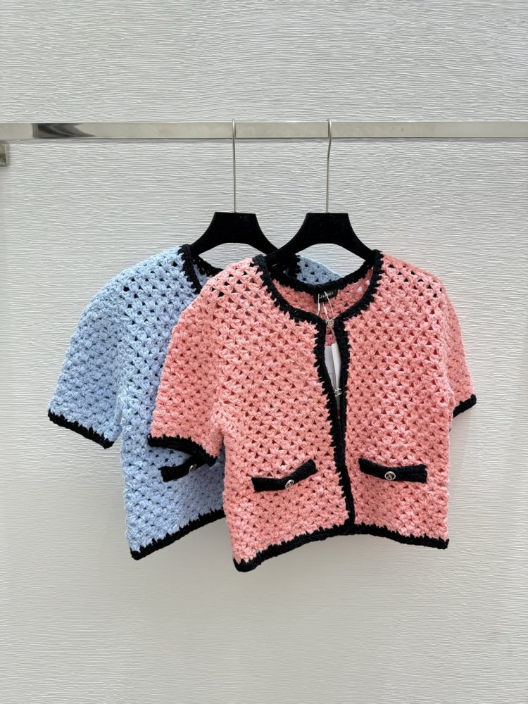 Кофта жіноча