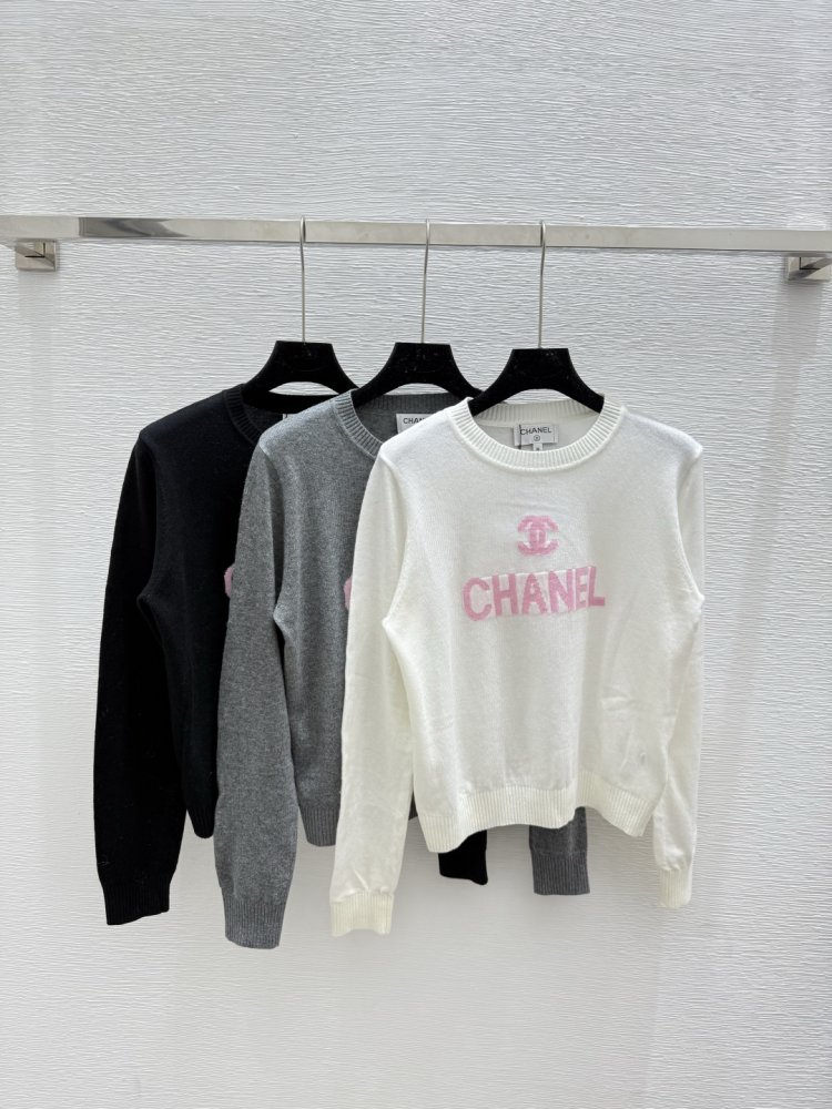 Кофта жіноча