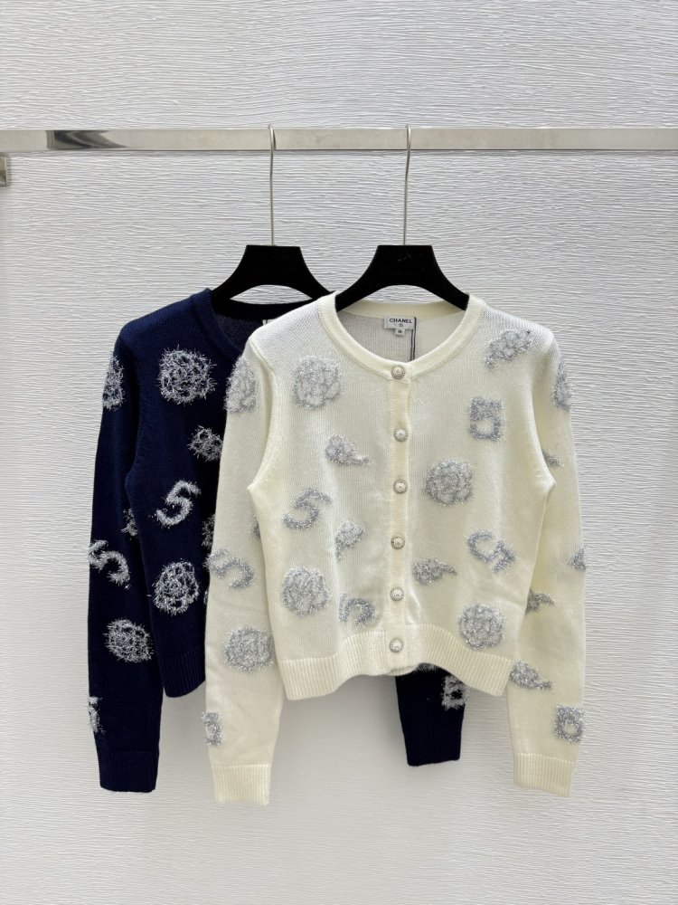 Кофта жіноча