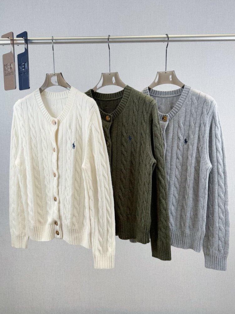 Кофта женская