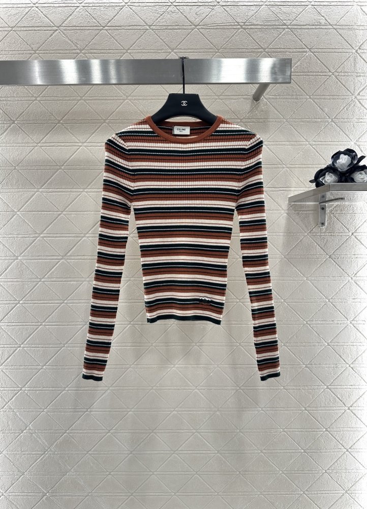 Кофта жіноча