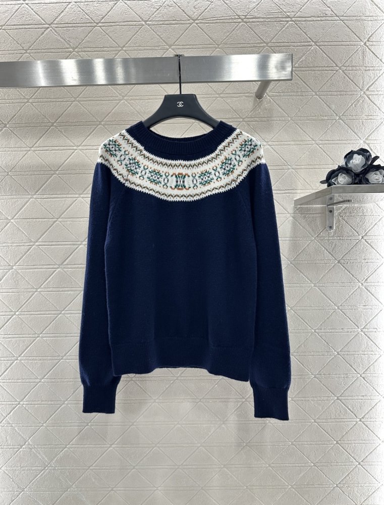 Кофта жіноча