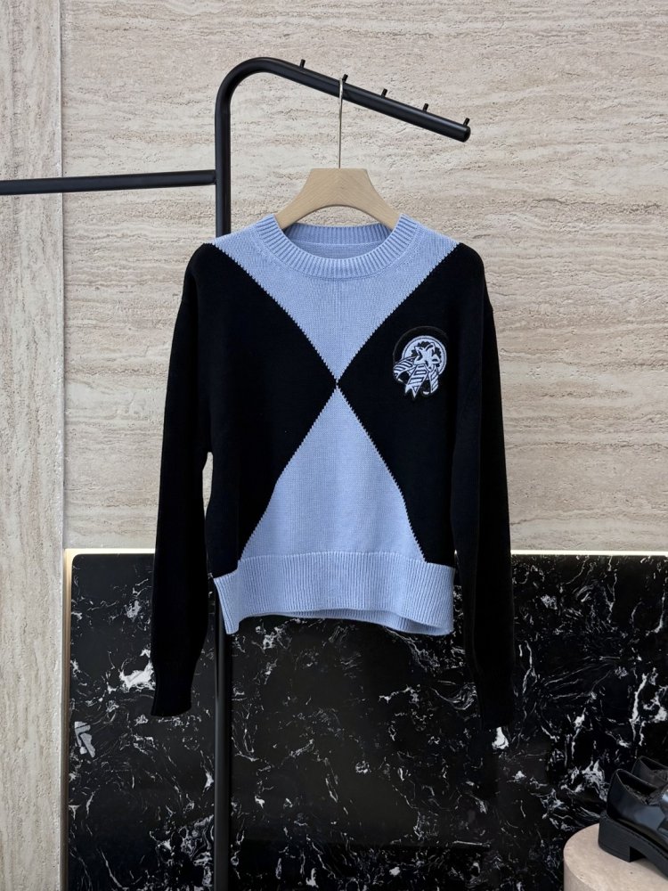 Кофта женская