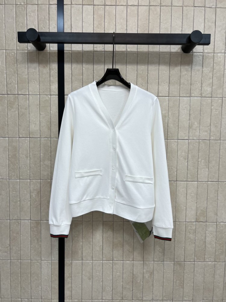 Кофта жіноча