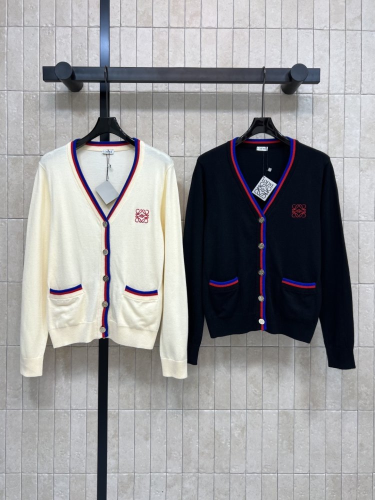 Кофта жіноча