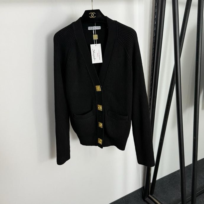 Кофта жіноча