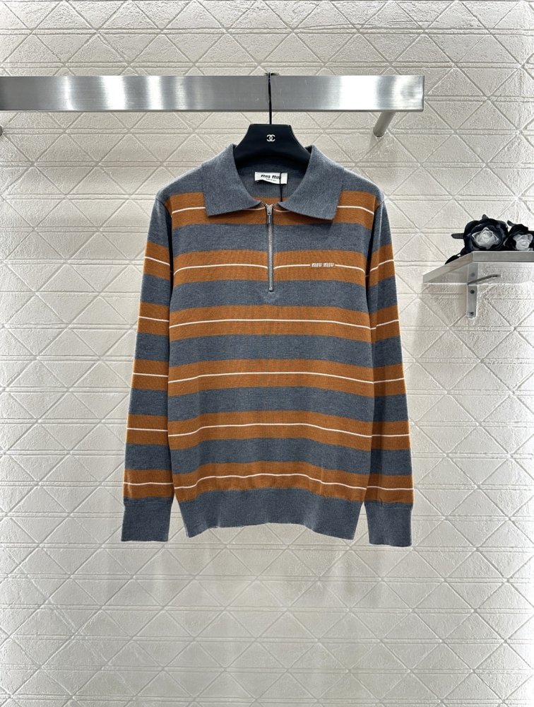 Кофта жіноча